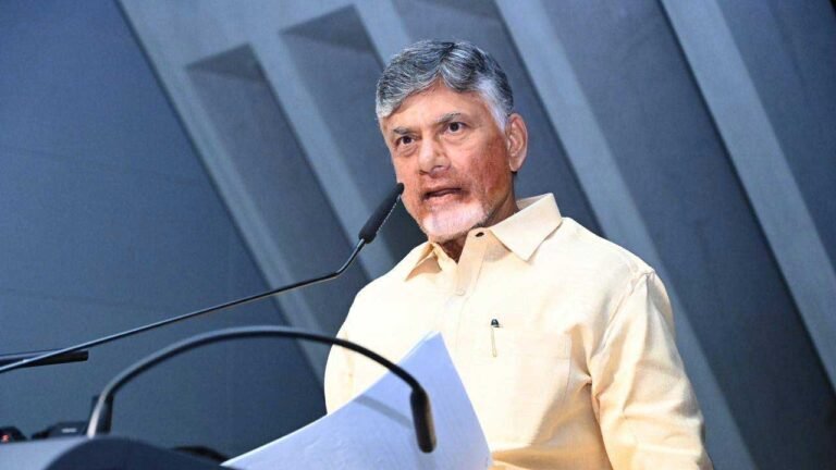 Husband and Wife : భార్యాభర్తల్లో ఒకరు ఉద్యోగం చేస్తే.. మరొకరు వ్యాపారం చేయాలంటున్న చంద్రబాబు
