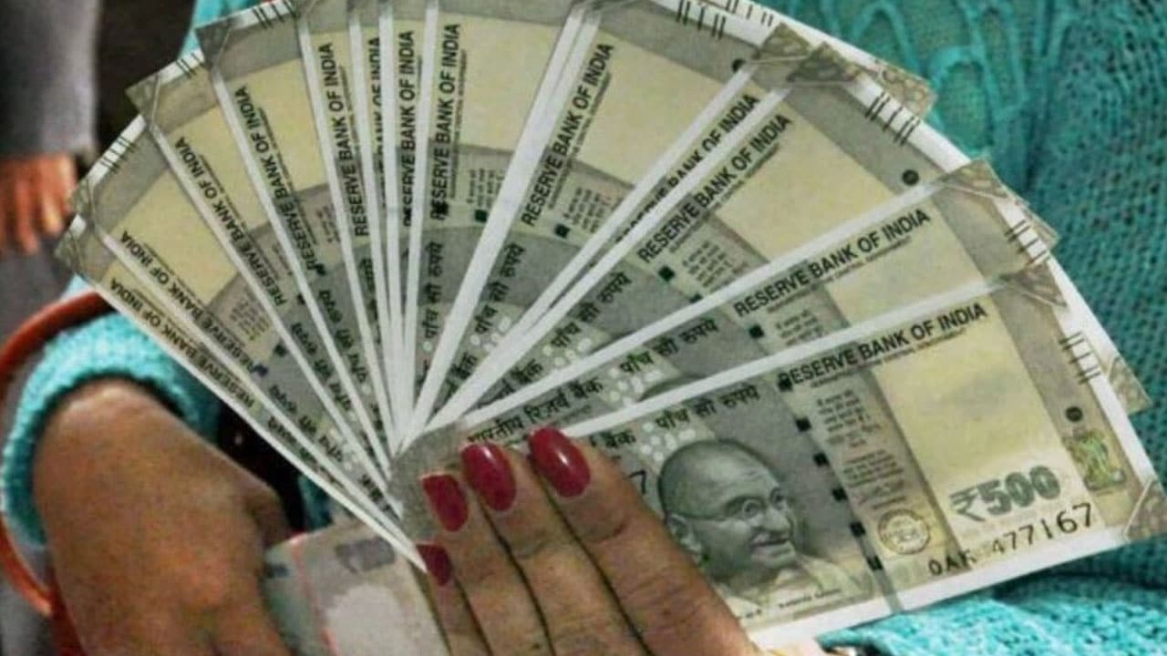 Business Ideas: ఉద్యోగం రాక బాధపడుతున్నారా?.. తక్కువ పెట్టుబడితో లక్షల ఆదాయం ఇచ్చే ట్రెండింగ్ బిజినెస్ ఇదే!