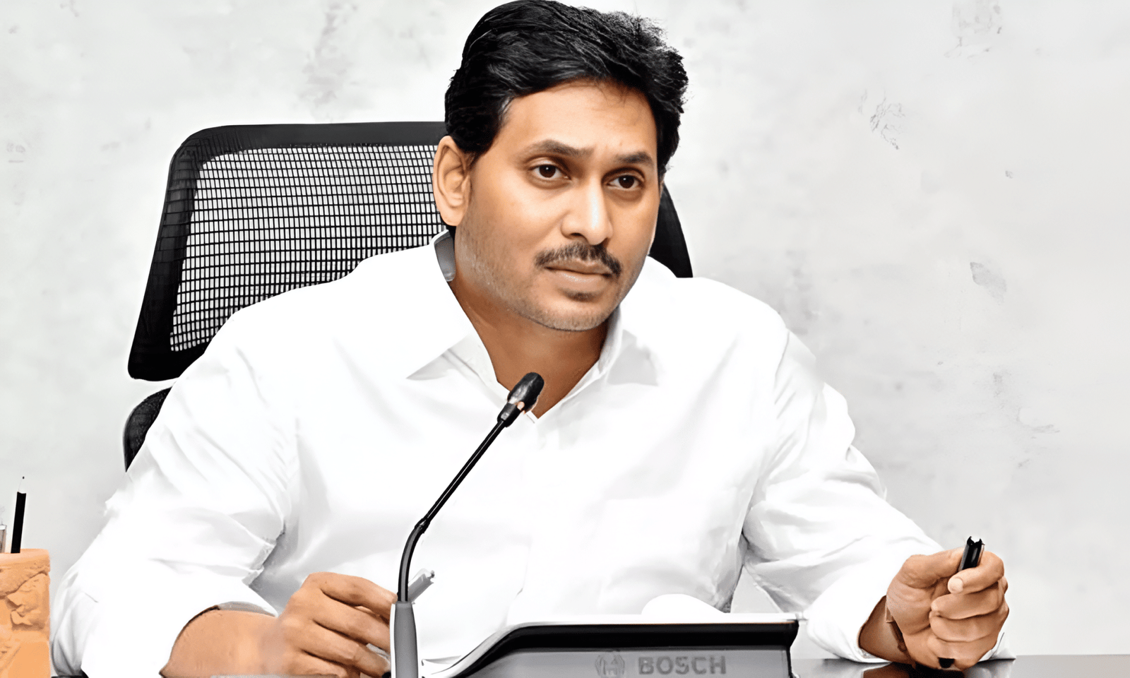 Ys Jagan : హిందువులను రెచ్చగొడుతున్న జగన్ ?