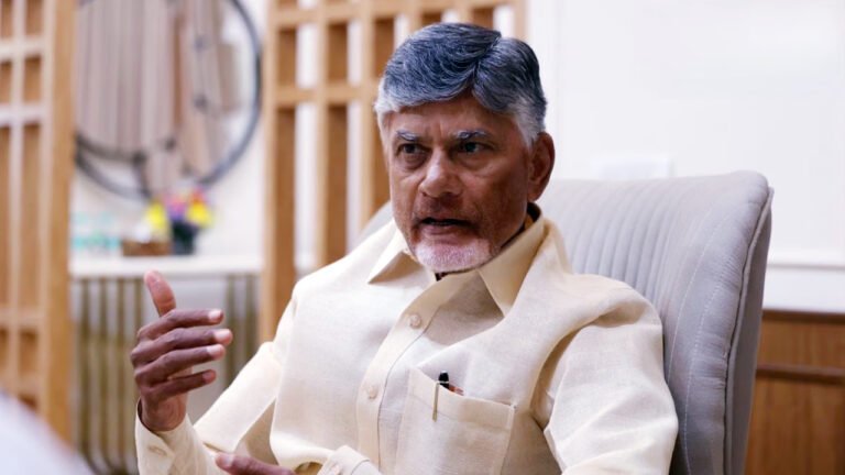 Chandrababu : చంద్రబాబు ప్రభుత్వాన్ని నడిపిస్తున్న ‘కనిపించని శక్తులు’ ?