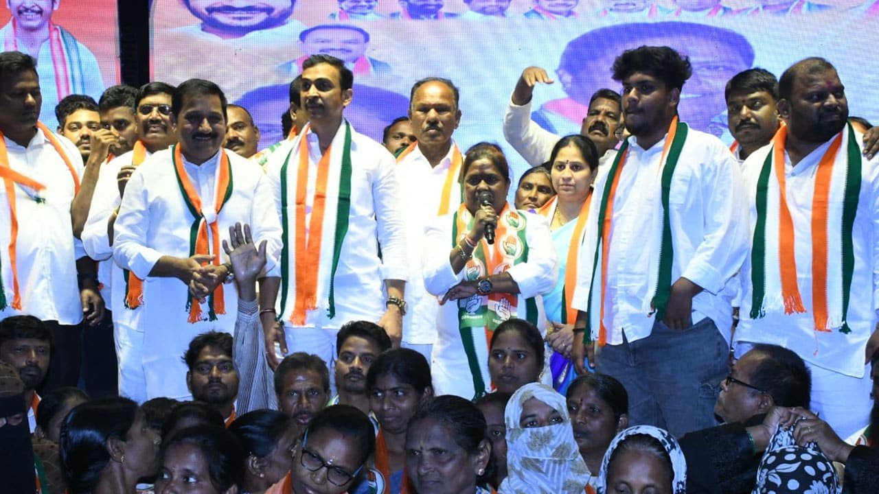 Uppal : ఉప్పల్‌లో అభివృద్ధి, సంక్షేమ కార్యక్రమాలకు మద్దతు .. కాంగ్రెస్‌లో భారీగా చేరికలు
