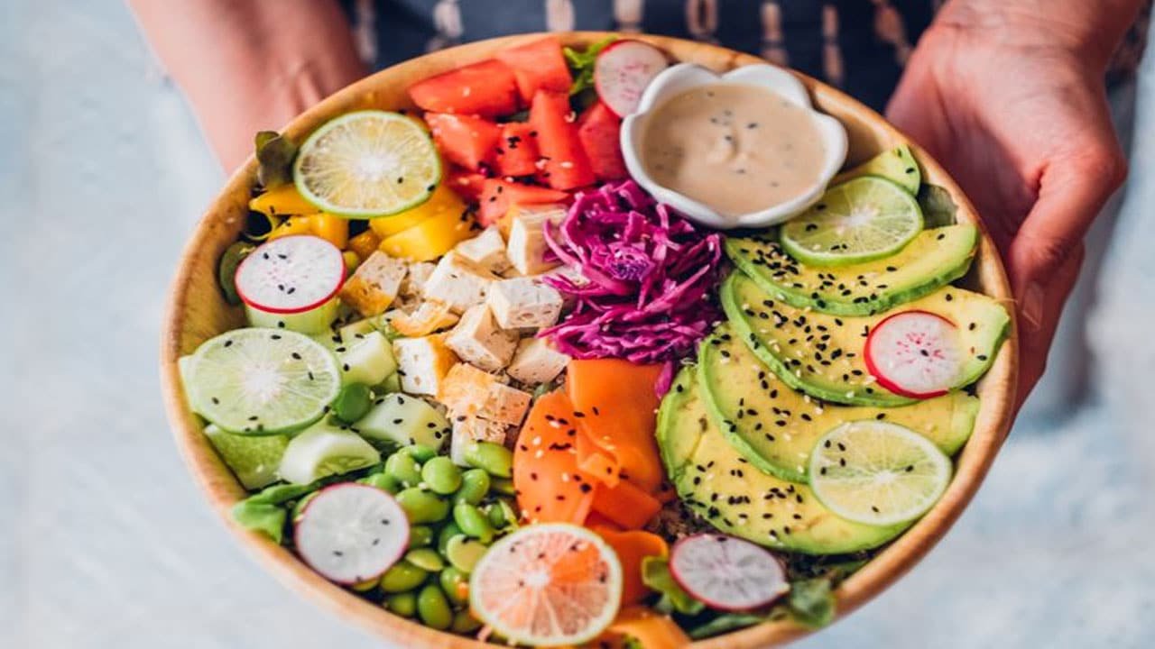 Digestion : సహజంగా మీ జీర్ణక్రియను మెరుగుపరచడానికి  సులభమైన మార్గాలు ఇవే.. !