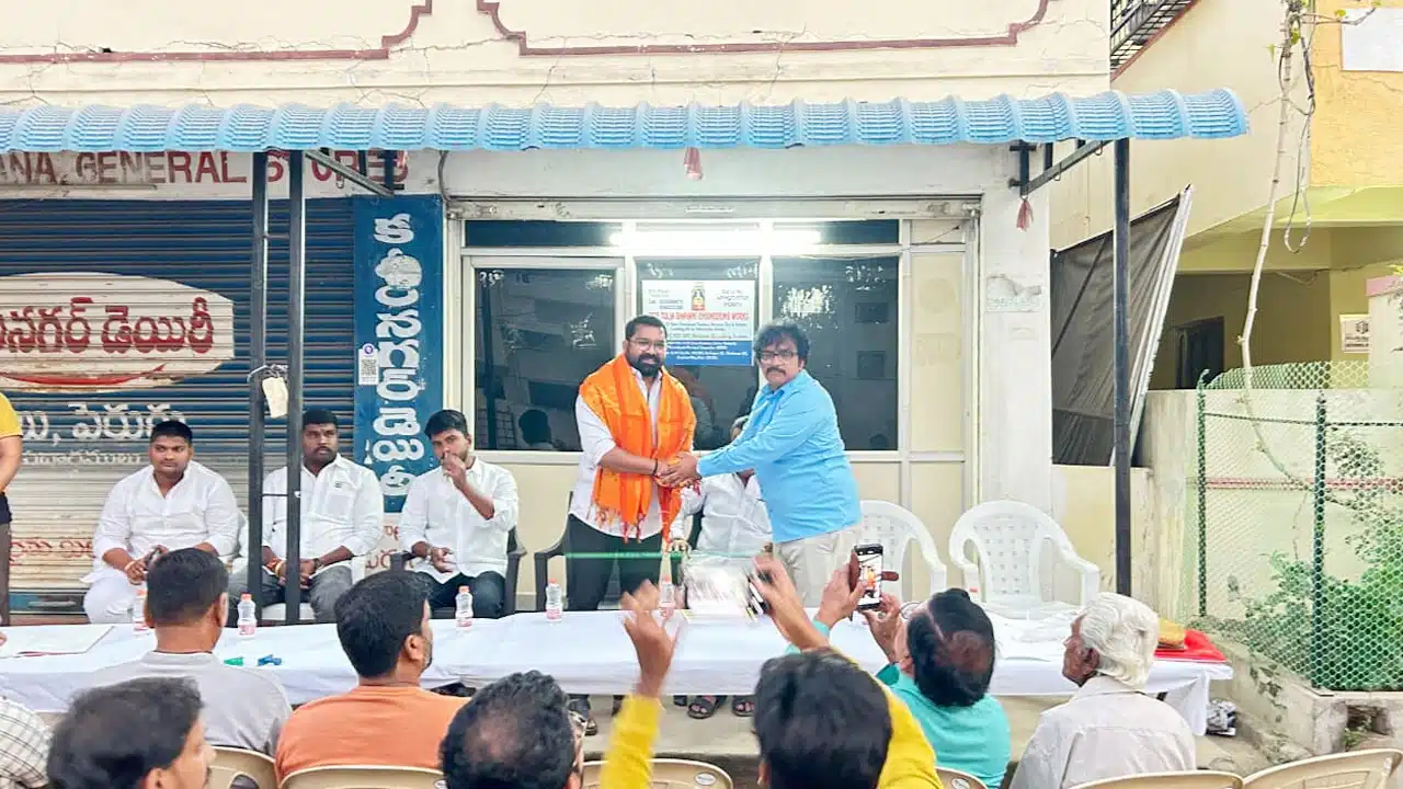 Tungathurthi Ravi : ​సుమా రెసిడెన్సీ నూతన పాలకవర్గానికి తుంగతుర్తి రవి ఘన సన్మానం