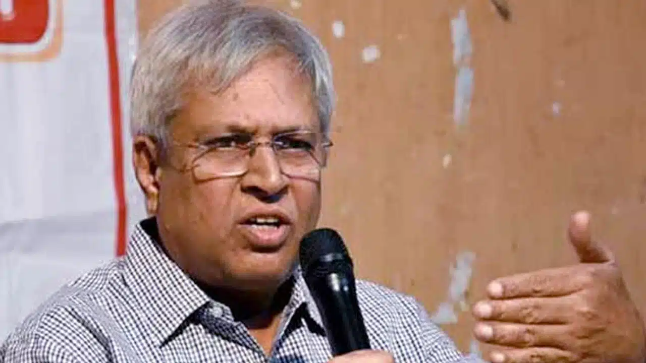 Vundavalli Arun Kumar : అడ్డంగా దొరికేసిన ఉండవల్లి అరుణ్ కుమార్ ?