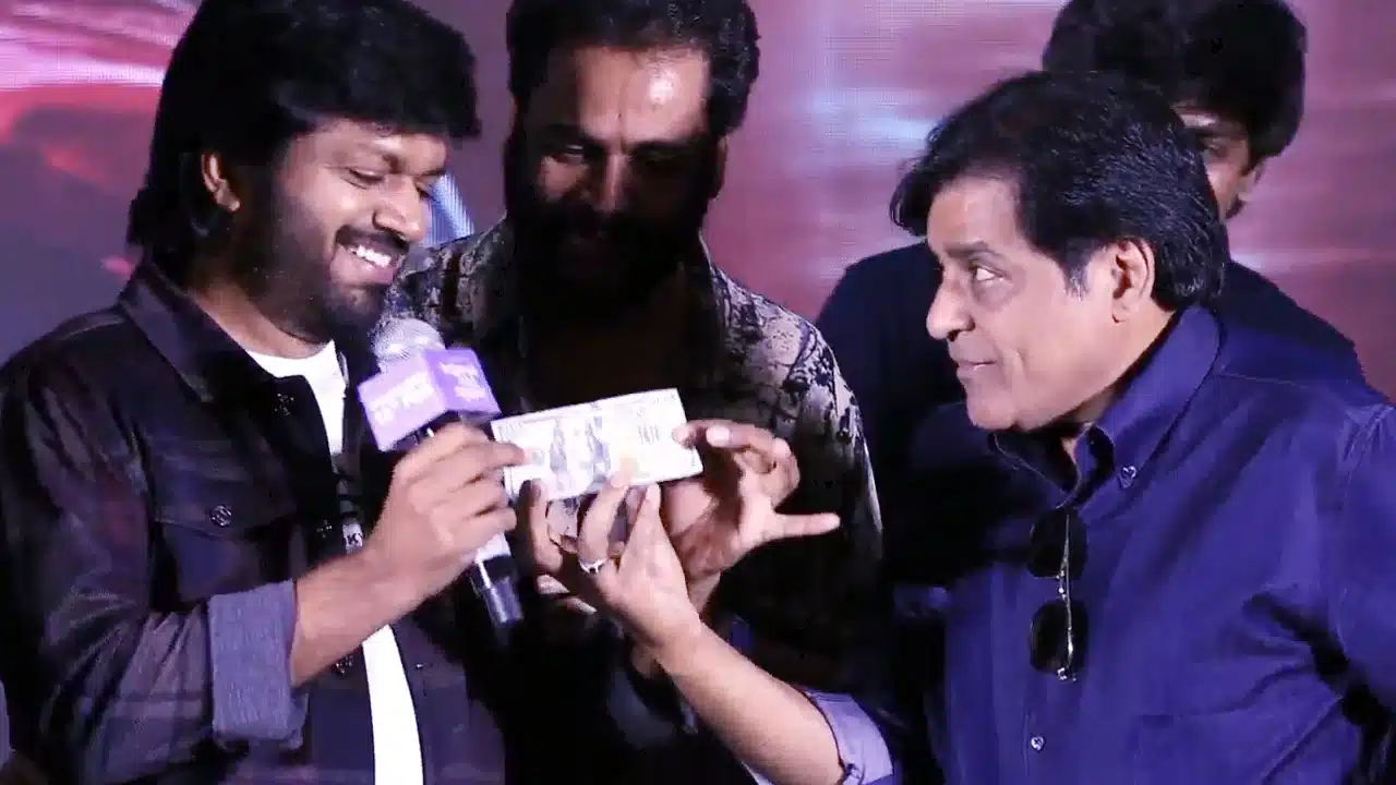 Anil Ravipudi : అనిల్ రావిపూడితో మూవీ తీయ‌నున్న‌ అలీ.. అడ్వాన్స్ కూడా తీసుకున్న స్టార్ డైరెక్టర్..!