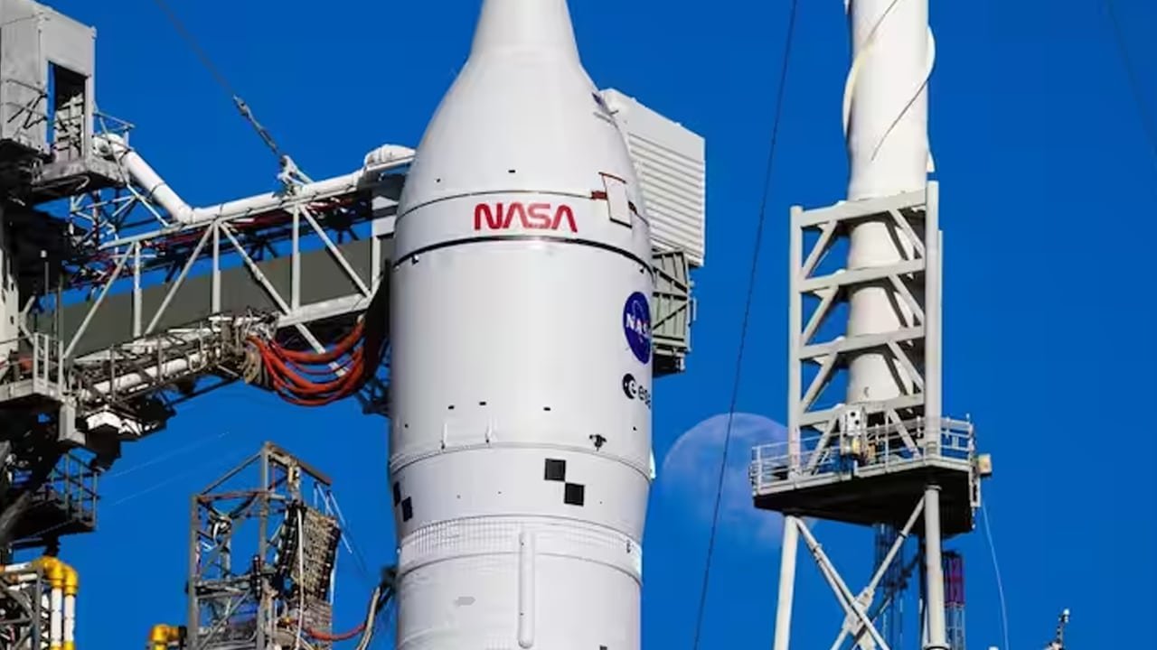 NASA Artemis 2 Wet Dress Rehearsal : నాసా ఆర్టెమిస్ 2 ప్రయోగంలో లీక్ కలకలం.. 26.5 లక్షల లీటర్ల ఇంధనంతో ‘వెట్ రీహర్సల్’ పూర్తి!