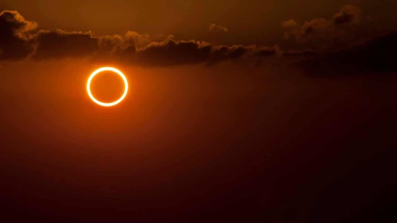 Surya Grahan 2026: ఈరోజే ఆకాశంలో అద్భుతం.. ‘రింగ్ ఆఫ్ ఫైర్’ సూర్యగ్రహణం! భారత్‌లో కనిపిస్తుందా?