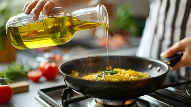 Cooking oil : వంటకు ఏ నూనె వాడుతున్నారు ? .. మీ ఆరోగ్యానికి ఏ నూనె మంచిదో తెలుసా ?