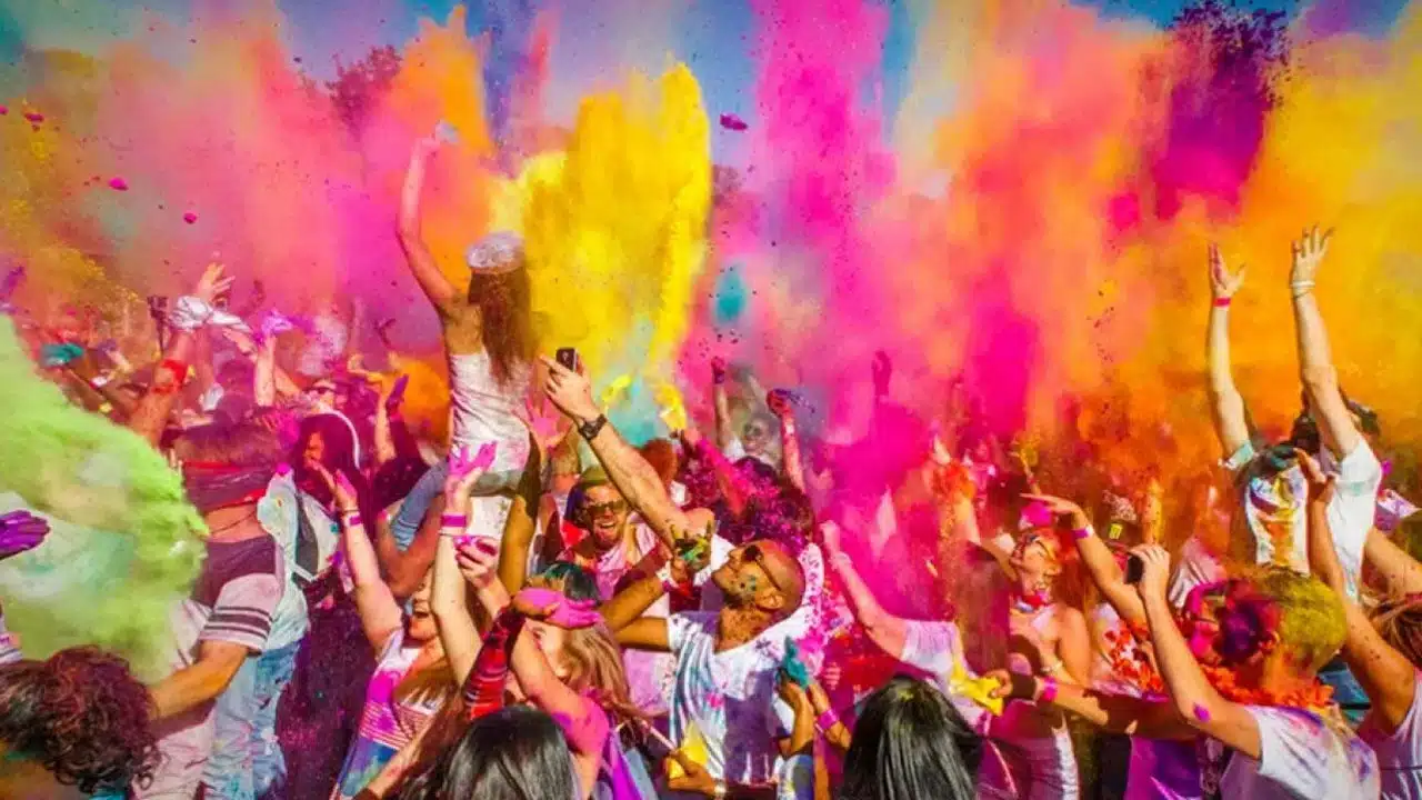 Holi Special.. What are the reasons behind the game of Kamudu in villages?