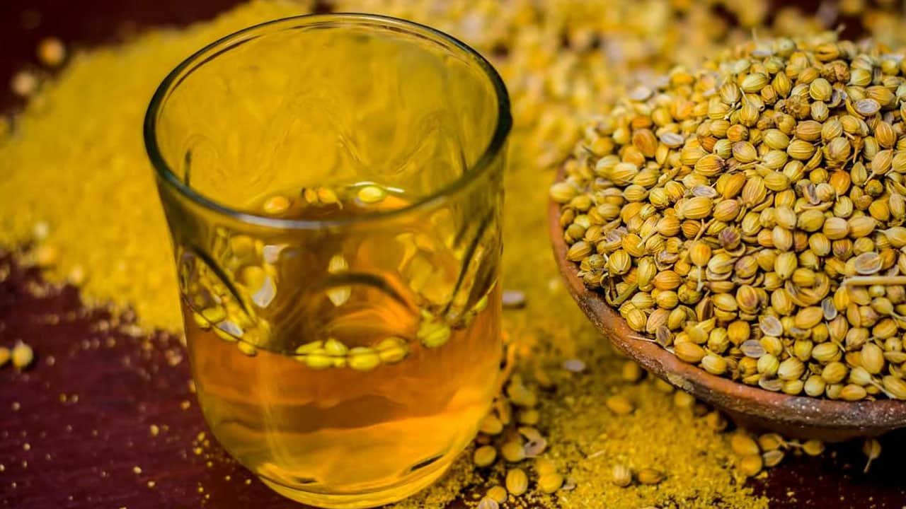 Health Tips : మీకు థైరాయిడ్, డయాబెటిస్‌ సమస్య ఉందా? .. అయితే ఉదయాన్నే ఈ నీళ్లు తాగితే అద్భుత‌మైన లాభాలు ..!