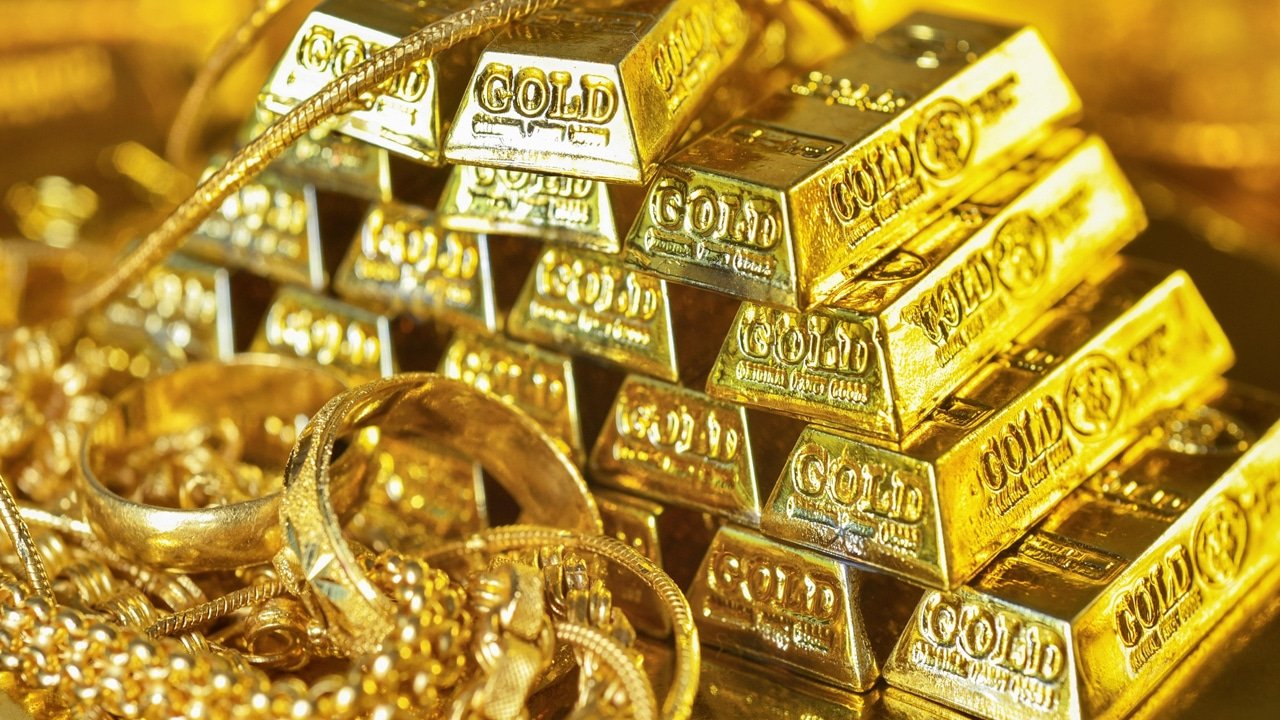 Gold : ఇప్పటికిప్పుడు బంగారం కొంటే ఎంత లాభం వస్తుందో తెలుసా?