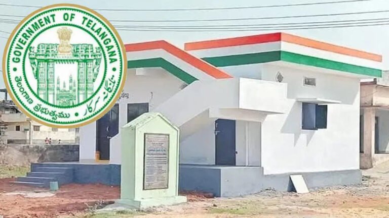 Indiramma Houses : భారీ శుభవార్త ప్రకటించిన ప్రభుత్వం .. 15లోగా వారందరికి ఇందిరమ్మ ఇళ్లు ..!