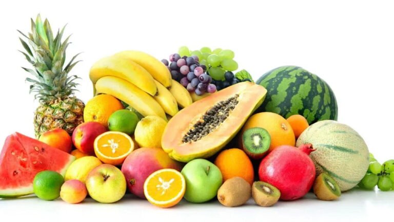 Fruits :  భోజనం తర్వాత పండ్లు తింటే ఆరోగ్యానికి హానికరమా? .. అసలు నిజం ఇదే ..!