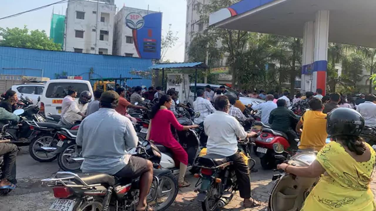 Impact of war Crowds of motorists at petrol pumps in Hyderabad