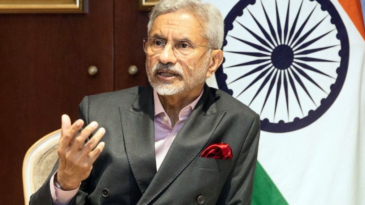 JaiShankar : 3 ఫోన్ కాల్స్ తో ప్రపంచ యుద్ధనీతి మార్చేసిన  జయశంకర్ .. మోడీ కూడా దండం పెట్టేసాడు