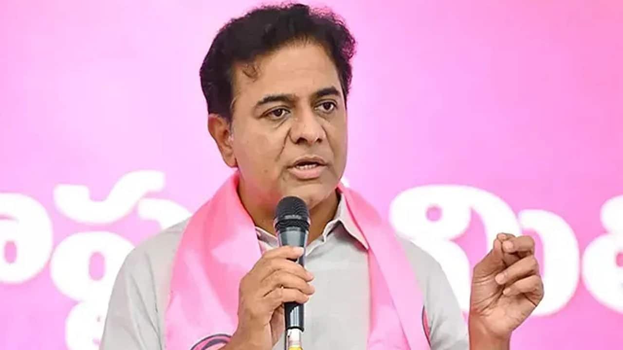 Rythu Bharosa : రైతులను నట్టేటా ముంచుతున్న రేవంత్‌ రెడ్డి .. రైతు భరోసా పడేది ఎప్పుడు : కేటీఆర్‌