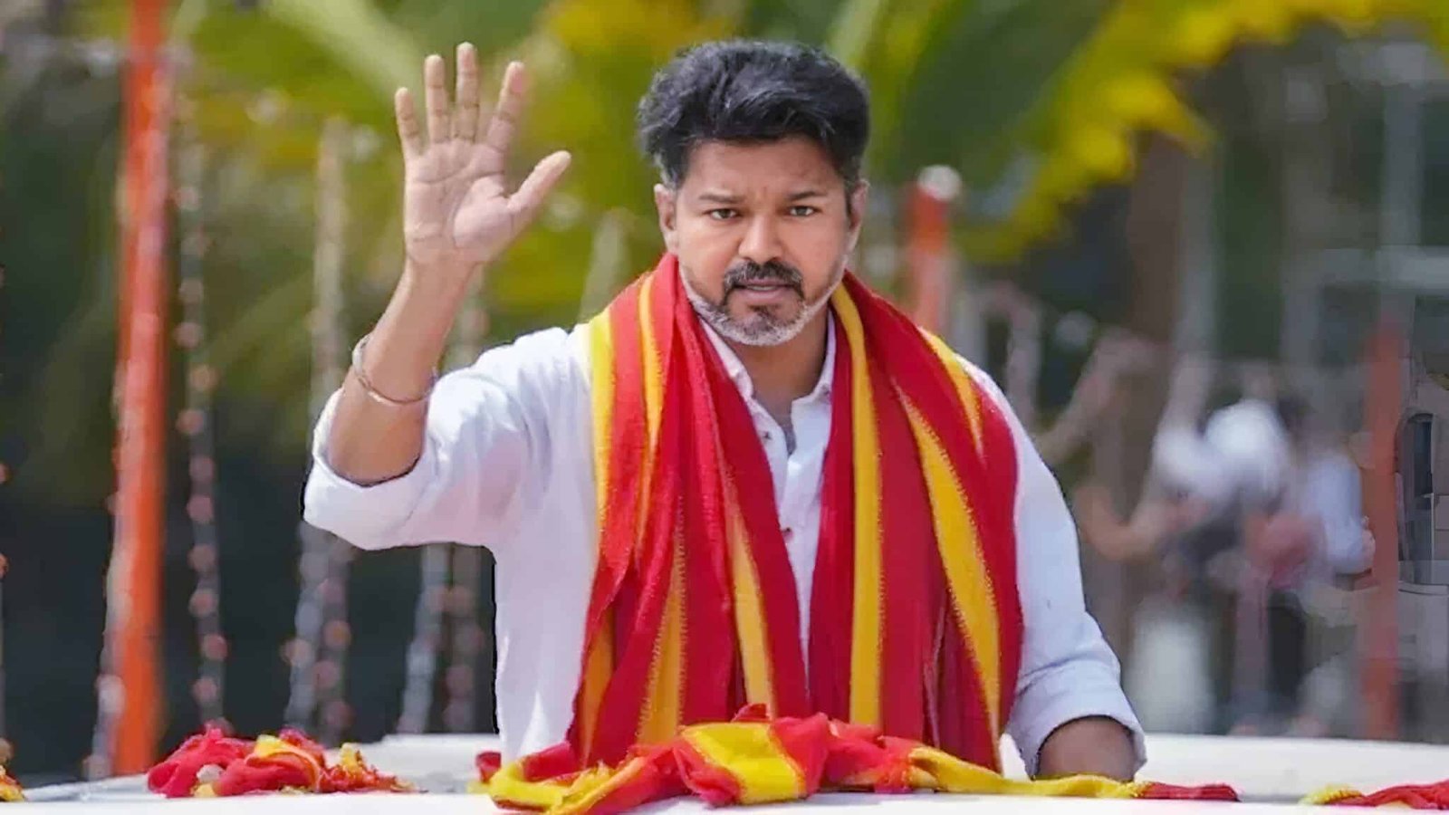 TVK Vijay Tamilnadu : దండం పెడతా MLA టికెట్ తీస్కోండి రా .. TVK విజయ్ కి దారుణ కష్టాలు..!