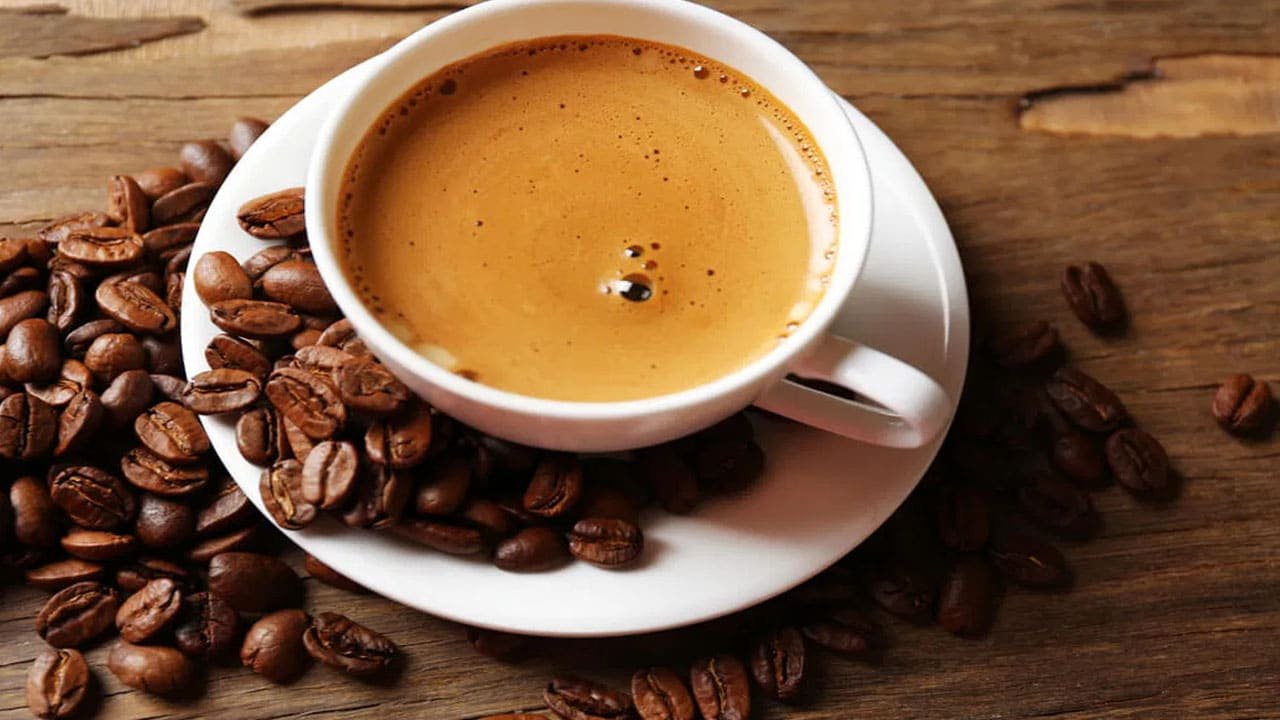 Tea : టీ ప్రేమికులారా జాగ్రత్త .. రోజుకు 4-5 కప్పుల కంటే ఎక్కువ టీ తాగుతున్నారా? .. అయితే ఈ సమస్యలొస్తాయట తెలుసా ..!