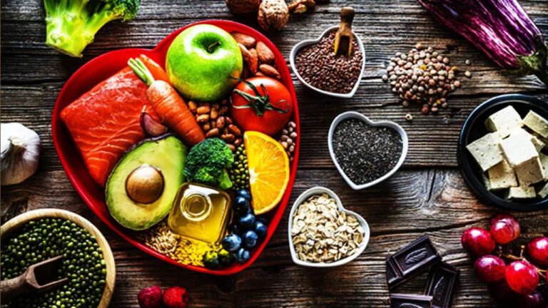 Heart Health : గుండెపోటుకు కారణమయ్యే ప్రమాదకరమైన ఆహారాలు ఏంటో తెలుసా? .. మీ గుండెను కాపాడుకోవాలంటే ఈ నిజాలు తెలుసుకోండి ..!