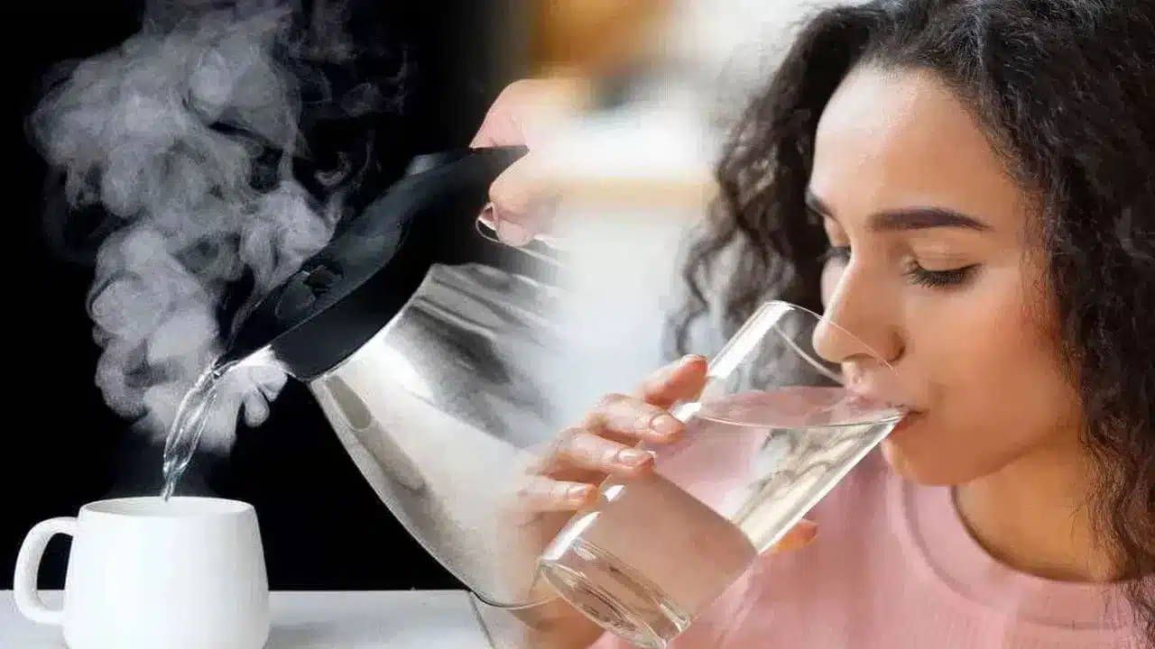 Benefits of drinking hot and cold water in summer