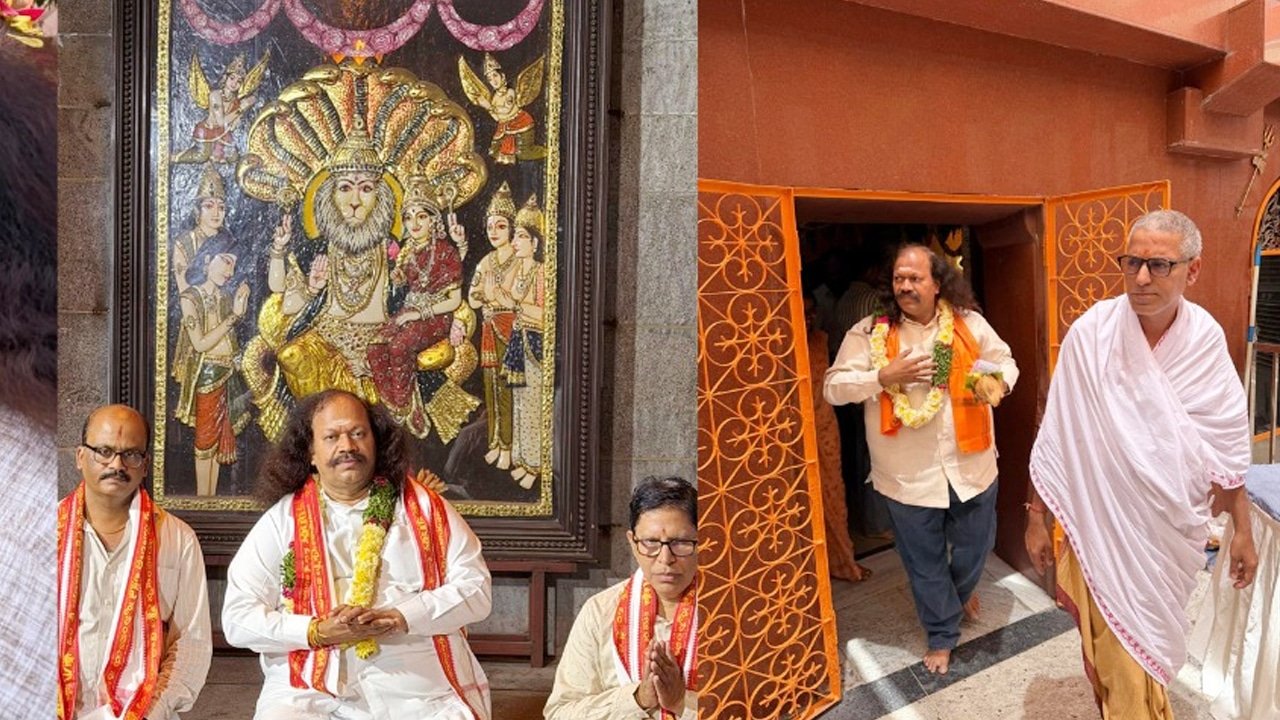 Puranapanda Srinivas  : ఒకే రోజు మూడు మహా క్షేత్రాలను దర్శించుకున్న పురాణపండ శ్రీనివాస్..!