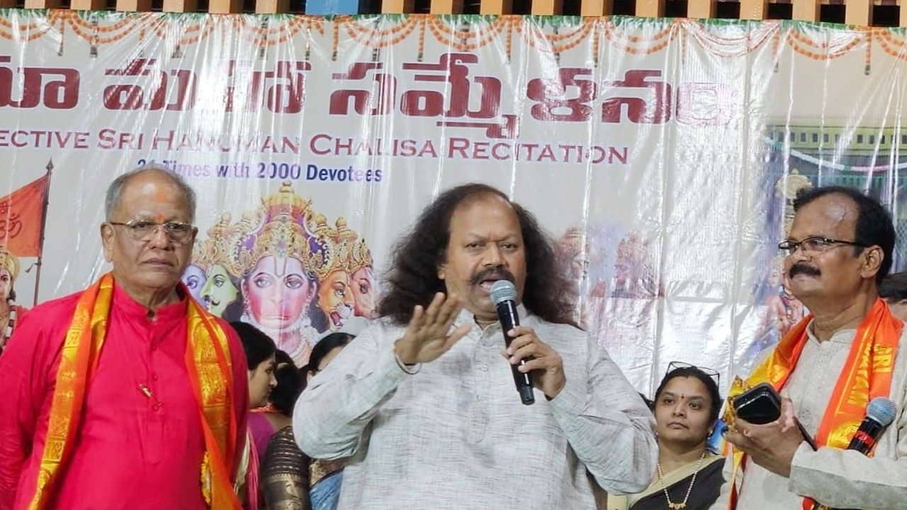 Puranapanda Srinivas : మహావీరుడైన హనుమ సాధనతో ధైర్యంగా కదం తొక్కాలి!  పురాణపండ శ్రీనివాస్