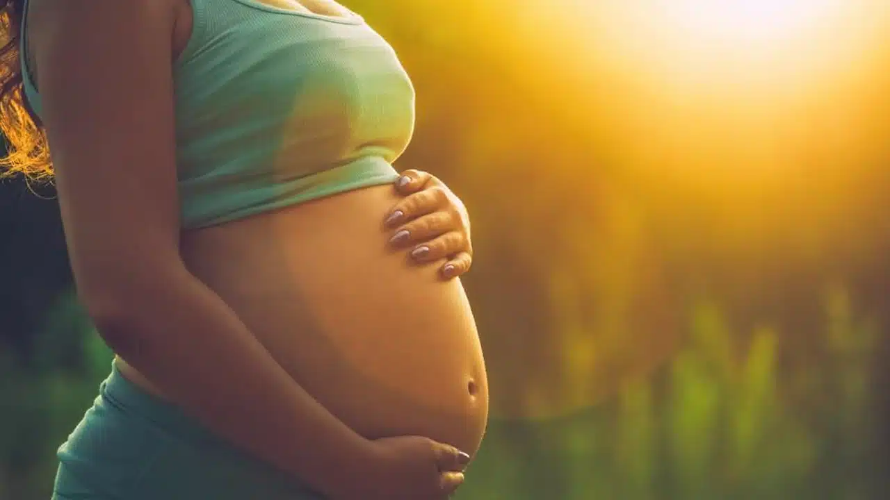 Pregnant Summer : ఎండాకాలం గర్భిణీ స్త్రీలు ఏమి తినకూడదో మీకు తెలుసా..?