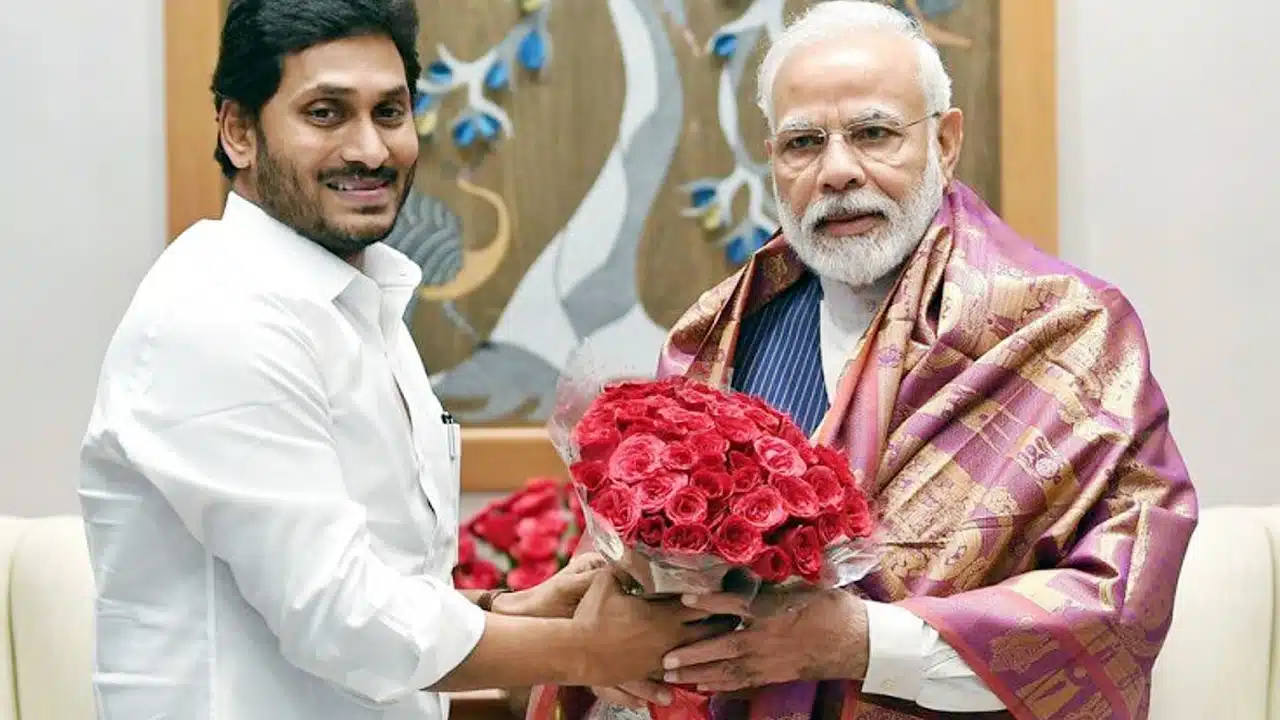 Ys Jagan Modi : మోడీ కోరిన కోరిక కి జగన్ స్పాట్ లో గ్రీన్ సిగ్నల్.. కూటమి కి షాక్