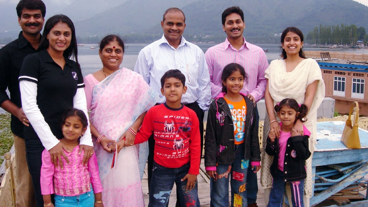 Ys Family : 25 ఏళ్ల క్రితం వై ఎస్ కుటుంబం లో జరిగింది ఇదే ? ABN RK బయటపెట్టబోతున్న నిజం ఇవేనా..?