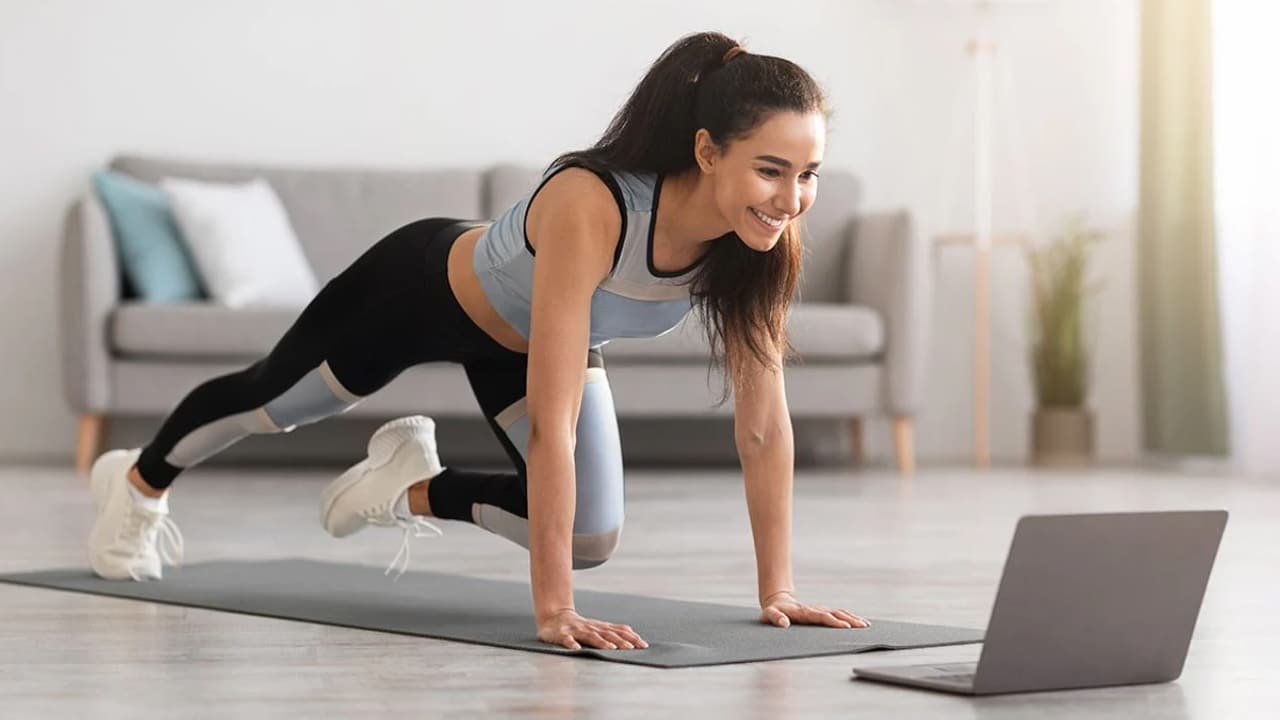 Heart Health : హార్ట్ స్ట్రాంగ్‌గా ఉండాలంటే ఇవి చేయండి.. గుండె ఆరోగ్యానికి సింపుల్ ఫిట్‌నెస్ టిప్స్!