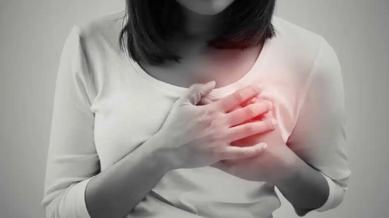 Heart Attack : 30 ఏళ్లకే హార్ట్ అటాక్ ప్రమాదం.. యువత తప్పక తెలుసుకోవాల్సిన కారణాలు!