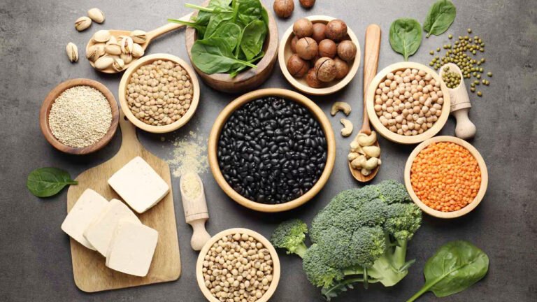 Protein Food : శాకాహారులా..? అయితే రోజుకు 50-100 గ్రాములు ఇవి తినండి.. ప్రోటీన్ సులభంగా వ‌స్తాయి