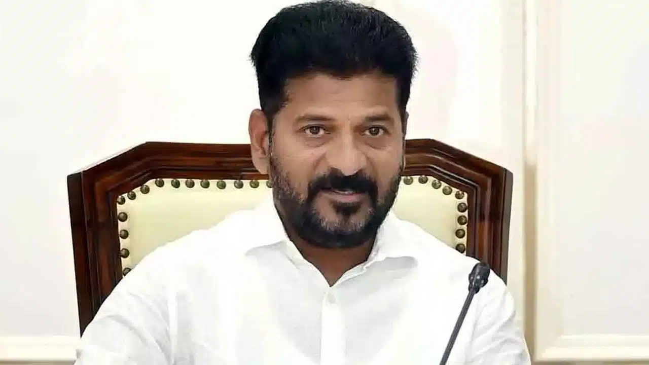 Revanth Reddy : “రేవంత్ నెక్ట్స్ సువేందు అధికారి”.. తెలంగాణ రాజకీయాల్లో కలకలం..!