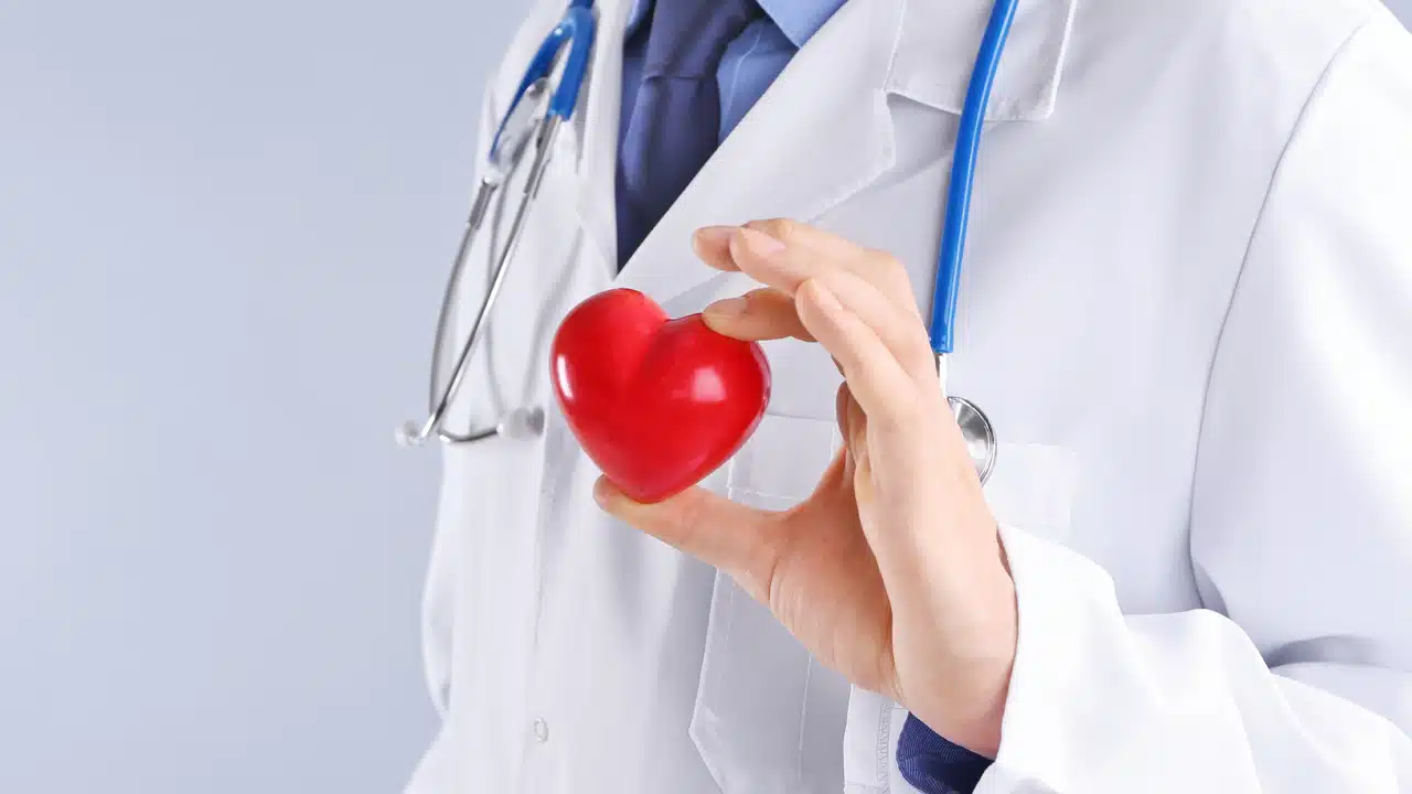Heart Health : హార్ట్ హెల్త్ కోసం కొలెస్ట్రాల్ తగ్గిస్తే సరిపోదు.. గట్ మైక్రోబయోమ్పై నిపుణుల హెచ్చరిక