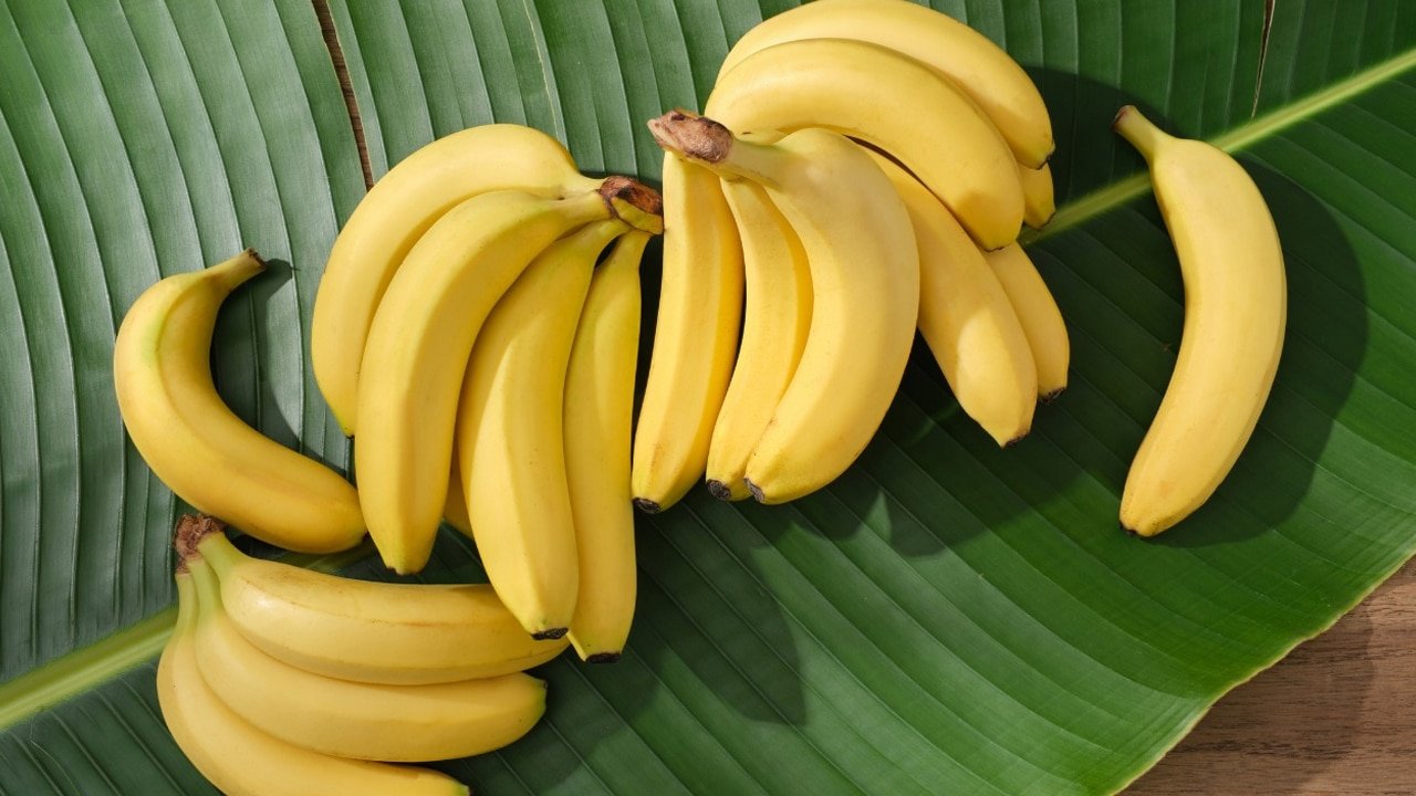 Banana Health Tips : అరటిపండు తినేవారికి గుడ్ న్యూస్.. శరీరంలో జరిగే మార్పులు తెలుసా..?