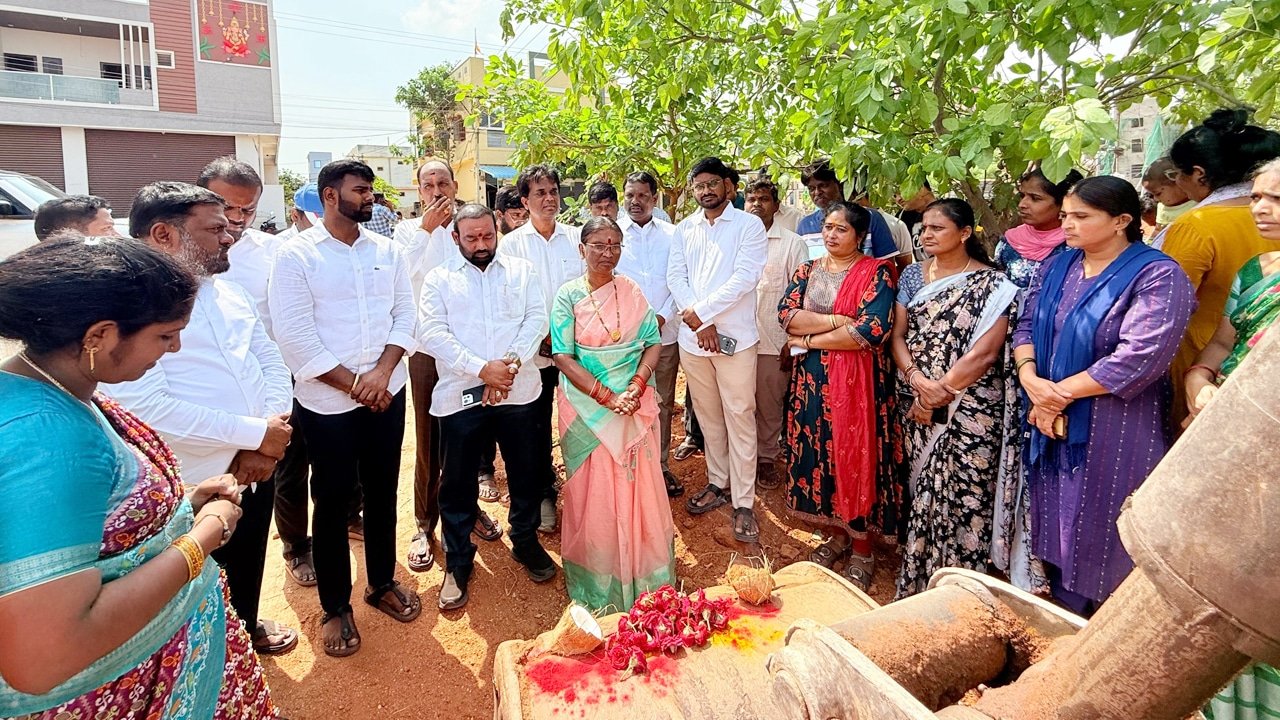 Boduppal : బోడుప్పల్ అభివృద్ధికి మరో అడుగు.. రూ.80 లక్షల డ్రైనేజీ పనులకు శంకుస్థాపన చేసిన అజయ్ యాదవ్