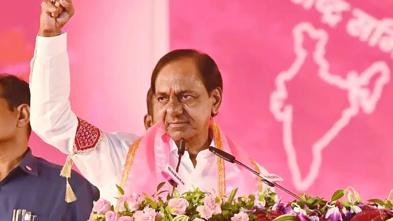 KCR : బీఆర్ఎస్లో జోష్ నింపేందుకు కేసీఆర్ మాస్టర్ ప్లాన్.. కాంగ్రెస్, బీజేపీకి చెక్ పెట్టే వ్యూహం..!