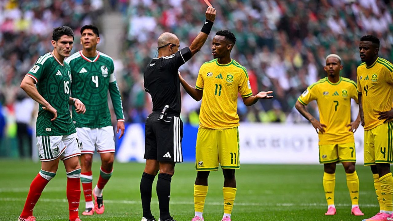 FIFA World Cup 2026 : ఫిఫా వరల్డ్ కప్ తొలి మ్యాచ్‌లో హైడ్రామా.. గోల్స్, రెడ్ కార్డులు, రికార్డులతో మెక్సికో దుమ్మురేపింది