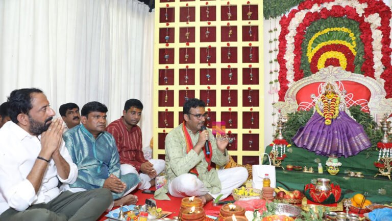 Dubai Bonalu 2026 : UAEలో ఘనంగా బోనాల జాతర.. తెలంగాణ సంస్కృతిని ప్రపంచానికి చాటిన ETCA! Dubai Bonalu 2026 : UAEలో ఘనంగా బోనాల జాతర.. తెలంగాణ సంస్కృతిని ప్రపంచానికి చాటిన ETCA!