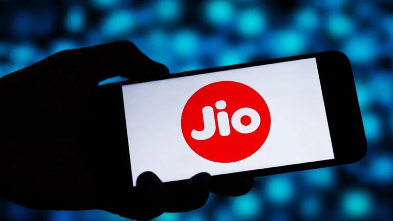 Jio New Plan : Jio నుంచి అదిరిపోయే ఆఫర్.. రూ.55 రీఛార్జ్ చేస్తే 150కుపైగా ప్రీమియం ఛానళ్లు ఫ్రీ! Jio New Plan : Jio నుంచి అదిరిపోయే ఆఫర్.. రూ.55 రీఛార్జ్ చేస్తే 150కుపైగా ప్రీమియం ఛానళ్లు ఫ్రీ!