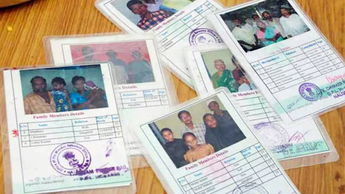 Ration Card : రేషన్ కార్డు ఉన్నవారికి భారీ గుడ్న్యూస్.. ప్రభుత్వం తీసుకున్న తాజా నిర్ణయం ఇదే..! Ration Card : రేషన్ కార్డు ఉన్నవారికి భారీ గుడ్న్యూస్.. ప్రభుత్వం తీసుకున్న తాజా నిర్ణయం ఇదే..!