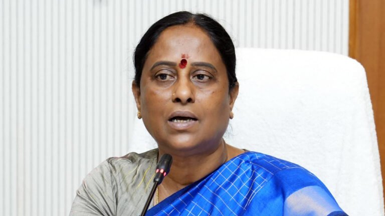Konda Surekha : తెలంగాణ కాంగ్రెస్లో కొత్త ట్విస్ట్.. క్రమశిక్షణ కమిటీకి కొండా సురేఖ సంచలన లేఖ..! Konda Surekha : తెలంగాణ కాంగ్రెస్లో కొత్త ట్విస్ట్.. క్రమశిక్షణ కమిటీకి కొండా సురేఖ సంచలన లేఖ..!
