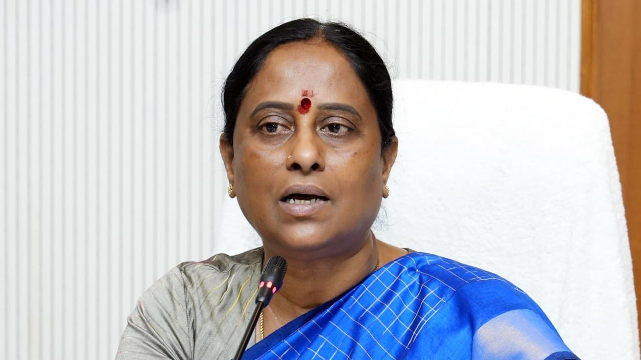 Konda Surekha : తెలంగాణ కాంగ్రెస్‌లో కొత్త ట్విస్ట్.. క్రమశిక్షణ కమిటీకి కొండా సురేఖ సంచలన లేఖ..!