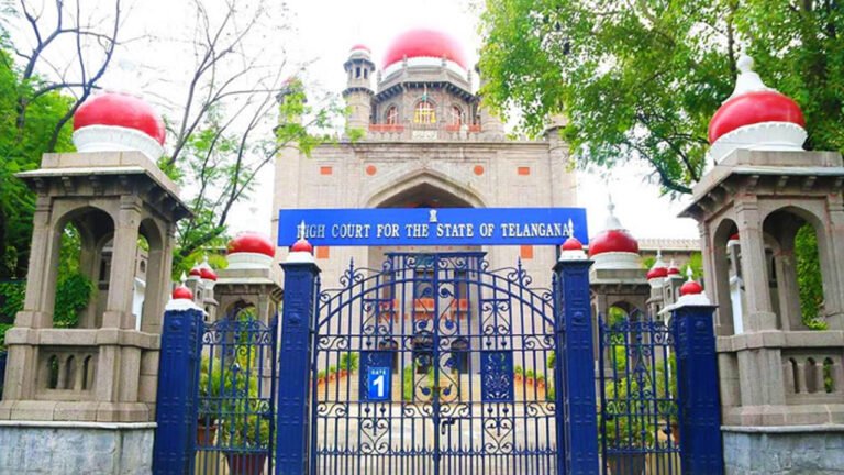 High Court : అందరి మీదా వేటు వేస్తే బెస్ట్ గురూ..! High Court : అందరి మీదా వేటు వేస్తే బెస్ట్ గురూ..!