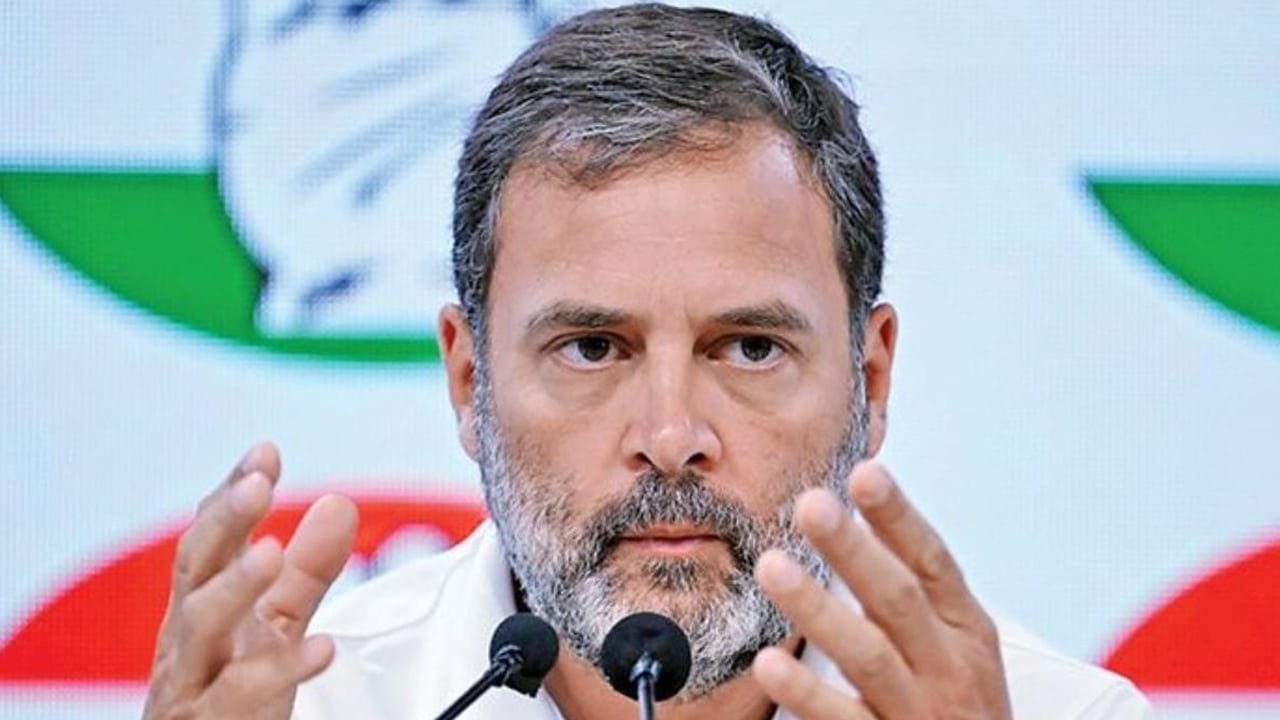 Rahul Gandhi : ఏపీలో 'ఓటు చోరీ' కలకలం.. రాహుల్ గాంధీ కామెంట్స్‌తో వైసీపీ-కాంగ్రెస్ మధ్య మంటలు..!
