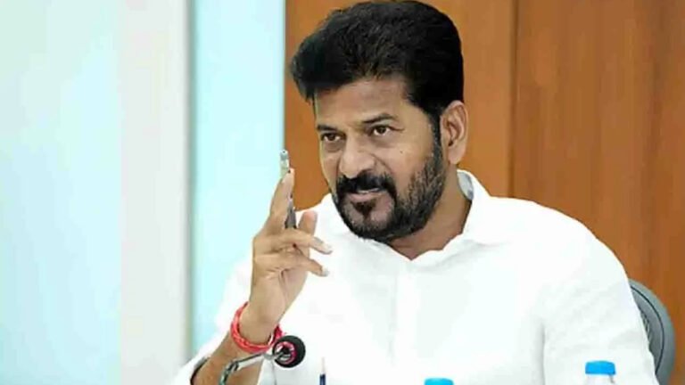 Revanth Reddy : రేవంత్ రెడ్డి వైలెంట్.. మంత్రులేమో సైలెంట్.. తెలంగాణ కాంగ్రెస్‌లో అసలేం జరుగుతోంది..?